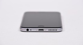 Good
													Apple iPhone 6 - Sprint, Gray, 64 GB, A1586, photo 3 of 7