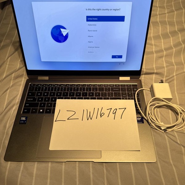 Samsung Galaxy Book5 Pro 360 - 1 TB, Gray, 16 GB, Intel Core Ultra 7