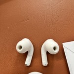 Used Apple AirPods Pro 2 - USB-C