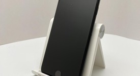 Fair
													Apple iPhone SE 2nd Gen 2020 - Unlocked, Black, 64 GB, A2275, photo 2 of 8