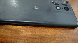 Good
													Motorola Edge 50 Pro - Unlocked Non-US, Black, 256 GB, 12 GB, photo 4 of 10