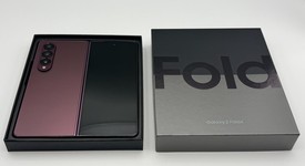 Mint
													Samsung Galaxy Z Fold4 5G - Unlocked, Burgundy, 256 GB, 12 GB, SM-F936U1, photo 2 of 4