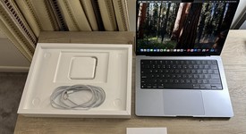 Good
													MacBook Pro 2021 - 14" - Apple M1 Max, Gray, 2 TB, 32 GB, photo 1 of 9