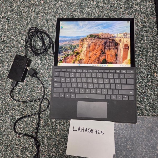 Microsoft Surface Pro 7 - 256 GB, Platinum, 8 GB, Intel Core i5
