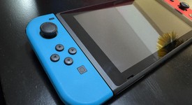 Good
													Nintendo Switch - Red & Blue, 32 GB, photo 2 of 7