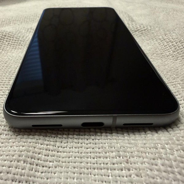 Google Pixel 8 - Unlocked, 256 GB, Hazel, 8 GB, G9BQD, Sub-6 5G