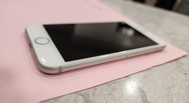 Mint
													Apple iPhone 7 - Verizon, Silver, 32 GB, A1660, photo 4 of 12