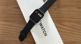 Mint
													Apple Watch SE 2nd Gen 40mm - Silver, A2722 - GPS, Aluminum, photo 2 of 9