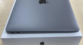 Good
													MacBook Air 2020 - 13" - I5, Gray, 256 GB, 8 GB, photo 3 of 11