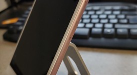 Good
													Apple iPhone 7 - Verizon, Rose Gold, 128 GB, A1660, photo 5 of 8
