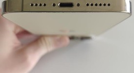Mint
													Apple iPhone 14 Pro Max - Unlocked, Gold, 256 GB, A2651, photo 2 of 15