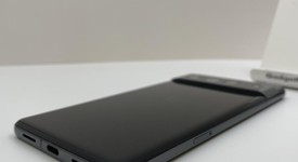 Good
													Google Pixel 7 Pro - Unlocked, Obsidian, 256 GB, 12 GB, GE2AE, photo 4 of 6