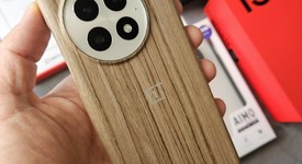 Mint
													OnePlus 13 - Unlocked, Midnight Ocean, 512 GB, 16 GB, photo 3 of 17