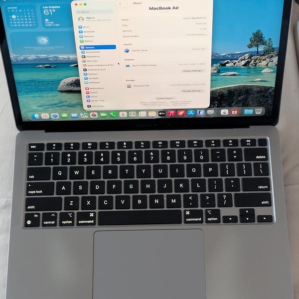 MacBook Air 2020 - 13 inch - 256 GB, Gray, 8 GB, Apple M1