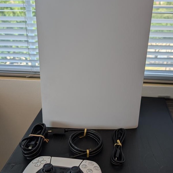 PlayStation 5 Digital Edition (2020) - 825 GB, White, Digital Edition
