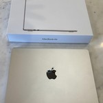 Mint MacBook Air 2025 (M4) - 13 inch - 512 GB, Starlight, 24 GB, Apple M4