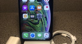 Good
													Apple iPhone Xs Max - Unlocked, Gray, 64 GB, A1921, photo 1 of 9