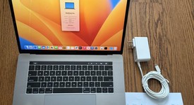 Good
													MacBook Pro 2018 (With Touch Bar) - 15" - I7, Gray, 512 GB, 16 GB, photo 1 of 9