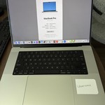 Good MacBook Pro 2021 - 16 inch - 1 TB, Silver, 32 GB, Apple M1 Pro 10-core