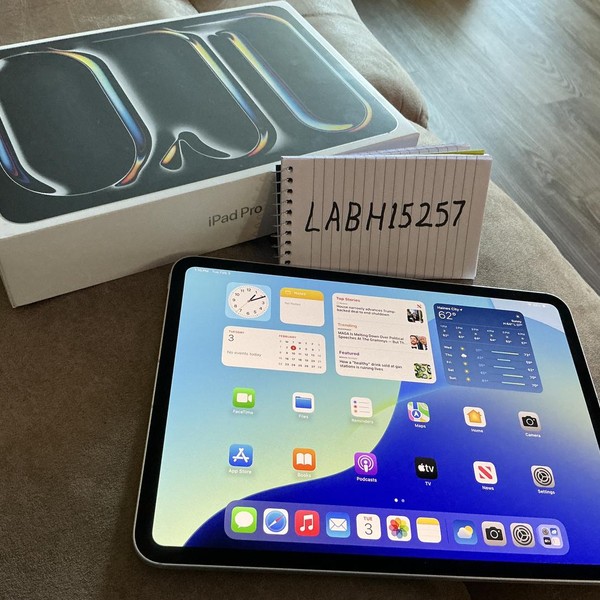 Apple iPad Pro 11 inch (M4) 2024 - Unlocked, 256 GB, Silver, 8 GB, A2837, Standard Glass