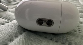Used
													Apple AirPods Pro 2nd Gen - Lightning, photo 4 of 5