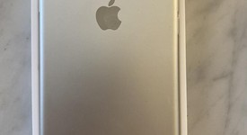 Good
													Apple iPhone 6 Plus - Unlocked, Silver, 128 GB, A1524, photo 3 of 10