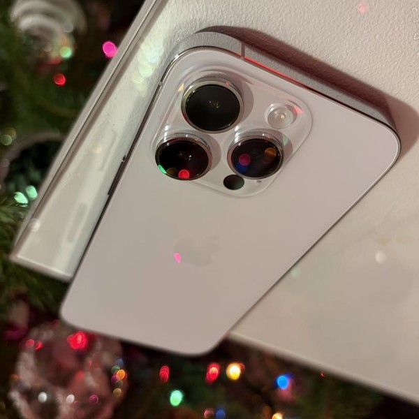 Apple iPhone 14 Pro - Unlocked, 128 GB, Silver, A2650