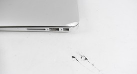 Good
													MacBook Air 2017 - 13" - Silver, 128 GB, 8 GB, photo 4 of 9