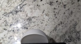 Mint
													Google Pixel 2 XL - Verizon, Black, 128 GB, Verizon Edition, photo 3 of 5