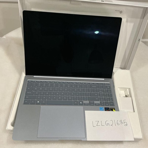 Samsung Galaxy Book4 Edge - 512 GB, Sapphire, 16 GB, 16 inch