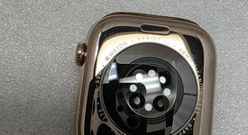 Good
													Apple Watch Series 10 46mm - Unlocked, Gold, A3003 - Cellular, Titanium, photo 4 of 10