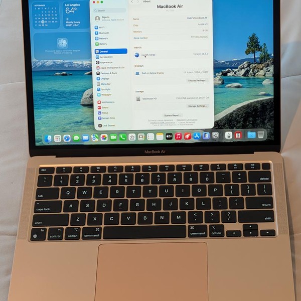 MacBook Air 2020 - 13 inch - 256 GB, Gold, 8 GB, Apple M1