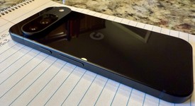 Mint
													Google Pixel 9 - Unlocked, Obsidian, 128 GB, 12 GB, G2YBB, photo 3 of 8