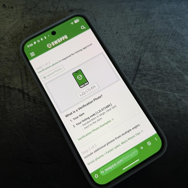 Google Pixel 10 Pro XL - Unlocked, 256 GB, Moonstone, GUL82