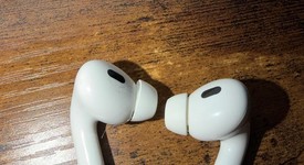 Used
													Apple AirPods Pro 2 - USB-C, photo 2 of 17