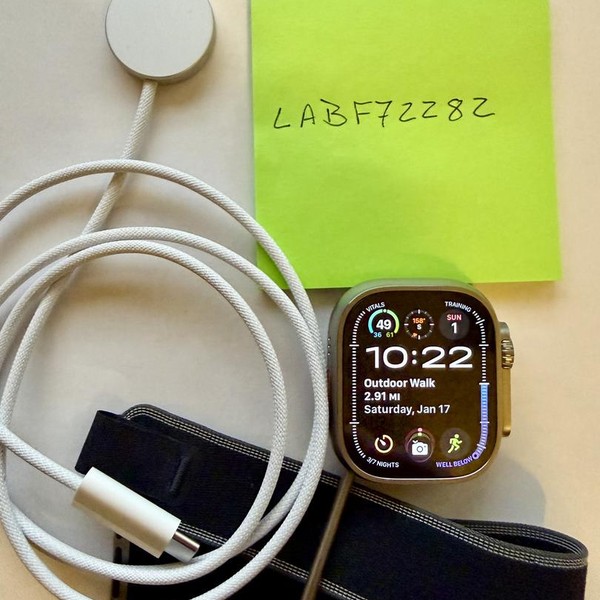 Apple Watch Ultra 3 49mm - Unlocked, Natural, A3281