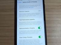 Apple iPhone SE 3rd Gen 2022