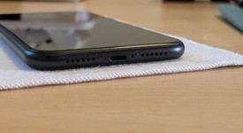 Good
													Apple iPhone Xr - Unlocked, Black, 128 GB, A1984, photo 4 of 11