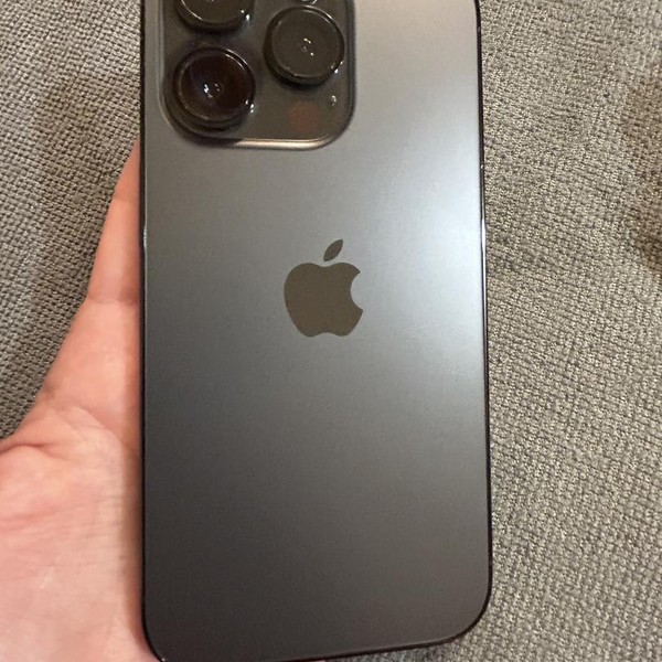 Apple iPhone 14 Pro - Unlocked, 128 GB, Black, A2650