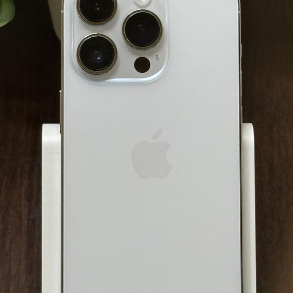 Apple iPhone 14 Pro - Unlocked, 512 GB, Silver, A2650