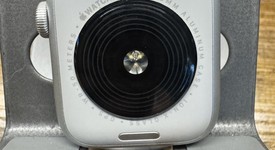 Fair
													Apple Watch SE 2nd Gen 40mm - Silver, A2722 - GPS, Aluminum, photo 4 of 7