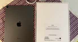 Mint
													Apple iPad Air 5th Gen - Wi-Fi, Gray, 64 GB, A2588, photo 4 of 13