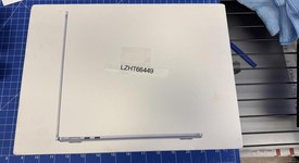 New
													MacBook Air 2025 (M4) - 13" - Apple M4, Silver, 256 GB, 16 GB, photo 1 of 2