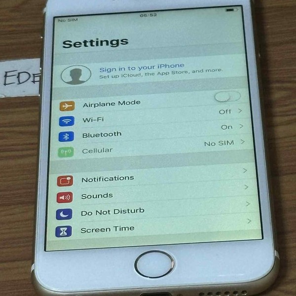 Apple iPhone 6 - Unlocked, Gold, 16 GB, A1549