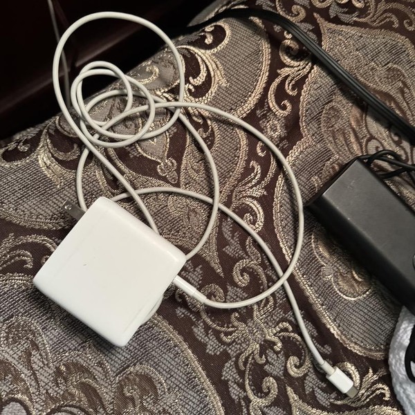 MacBook Pro 2019 - 16 inch - 1 TB, Silver, 64 GB, Intel Core i9