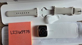Fair
													Apple Watch Series 8 41mm - Starlight, A2770 - GPS, Aluminum, photo 4 of 4