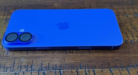 Mint
													Apple iPhone 16 Plus - Unlocked, Ultramarine, 128 GB, A3082, photo 5 of 6