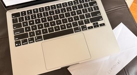 Good
													MacBook Air 2025 (M4) - 13" - Apple M4, Silver, 1 TB, 24 GB, photo 1 of 4