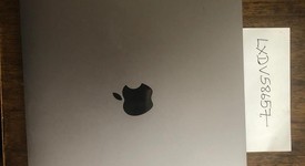 Mint
													MacBook Air 2018 - 13" - I5, Silver, 512 GB, 16 GB, photo 1 of 3
