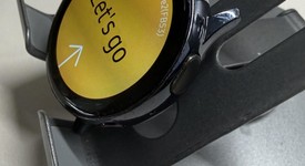 Fair
													Samsung Galaxy Watch Active2 40mm - Unlocked, Black, Stainless Steel, photo 2 of 7